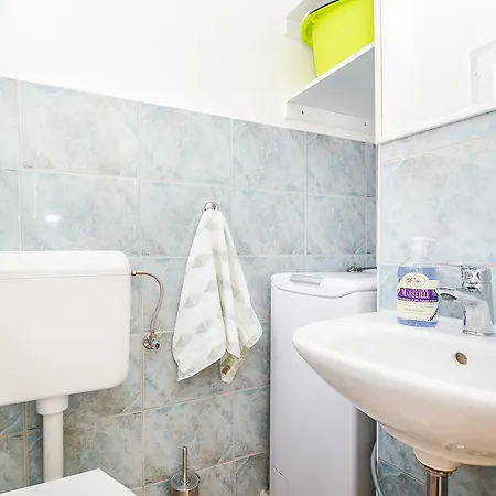 Ivano Apartment *